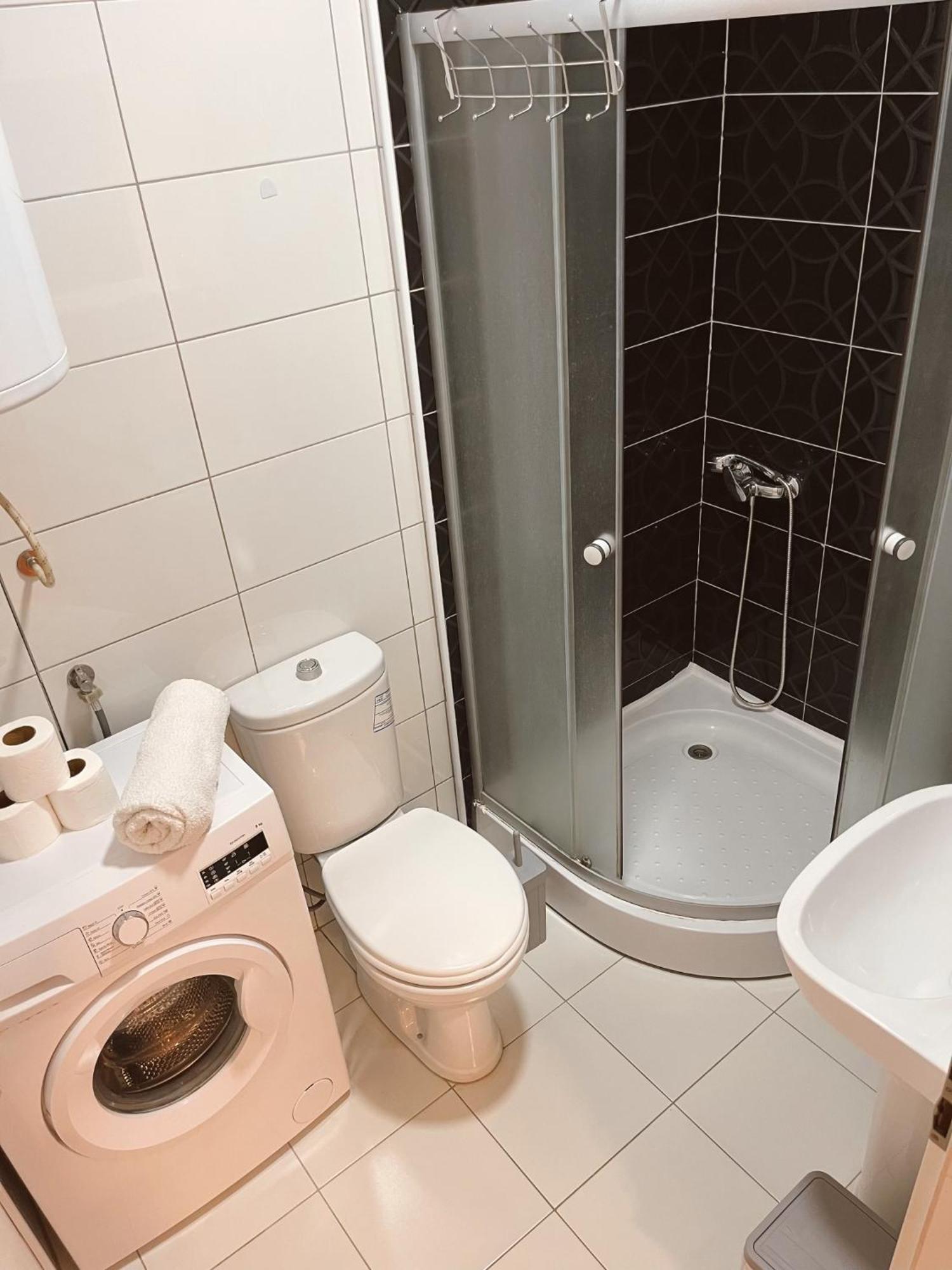 Apartment Troi Pristina Eksteriør billede