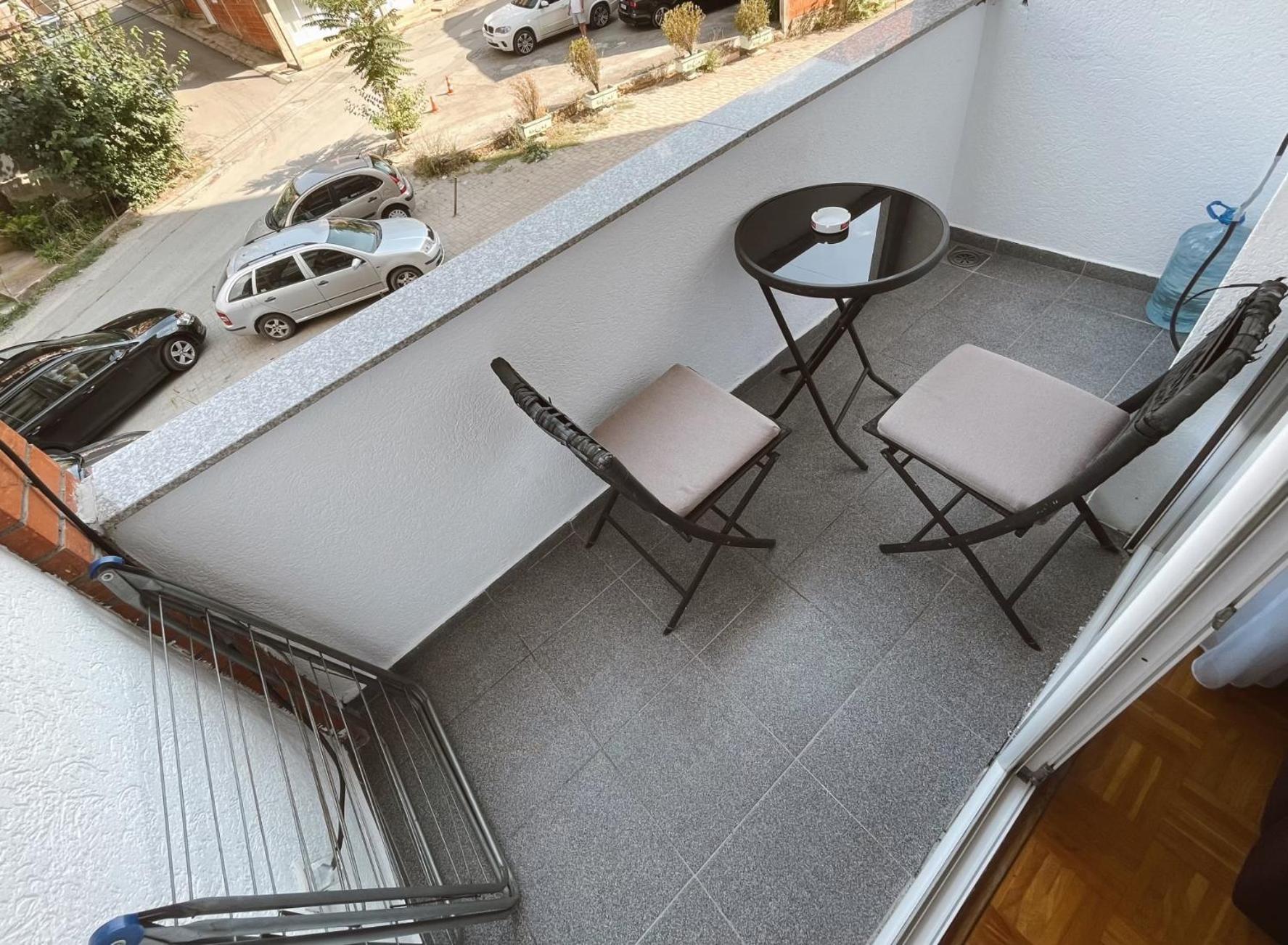 Apartment Troi Pristina Eksteriør billede
