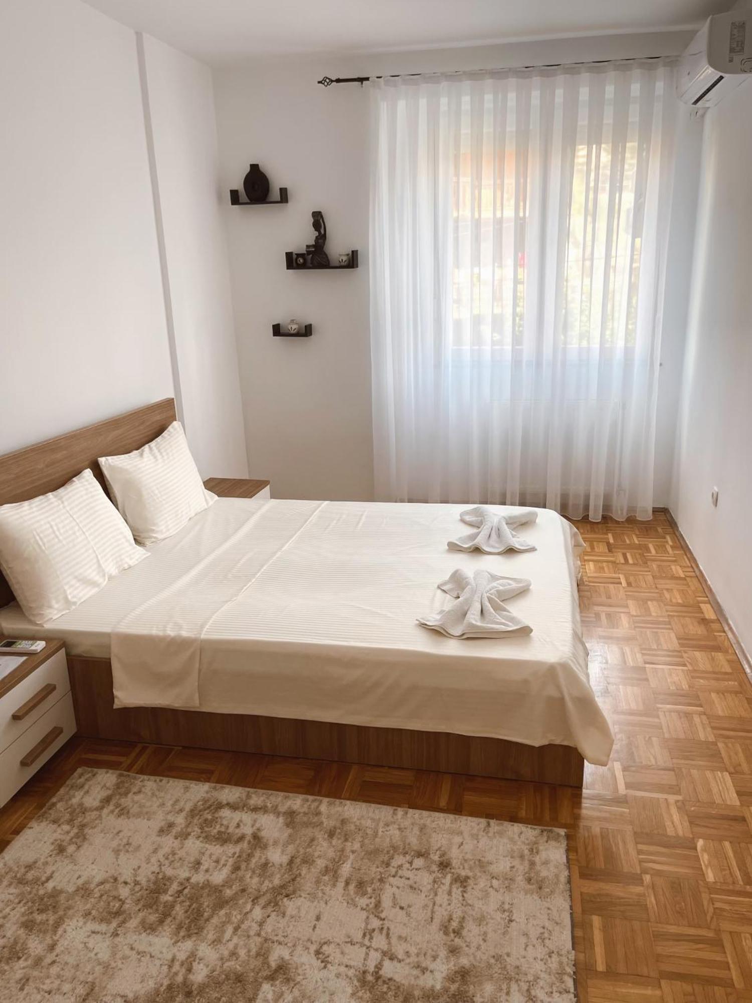 Apartment Troi Pristina Eksteriør billede